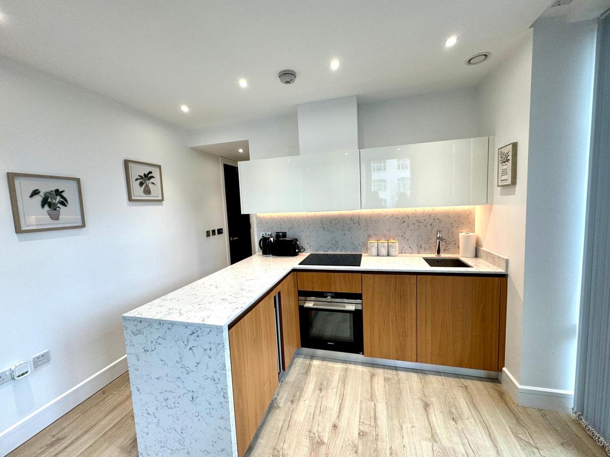 Tower Bridge, London Luxury Flat With Beautiful Garden Views Lägenhet Exteriör bild